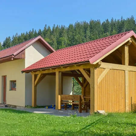 Prazdninovy Dum Lisci *